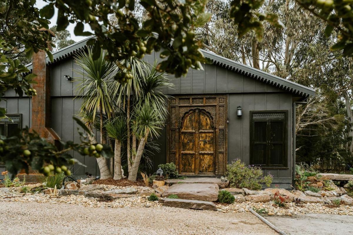The Temple - Country Farm Retreat Villa Launching Place Exterior photo
